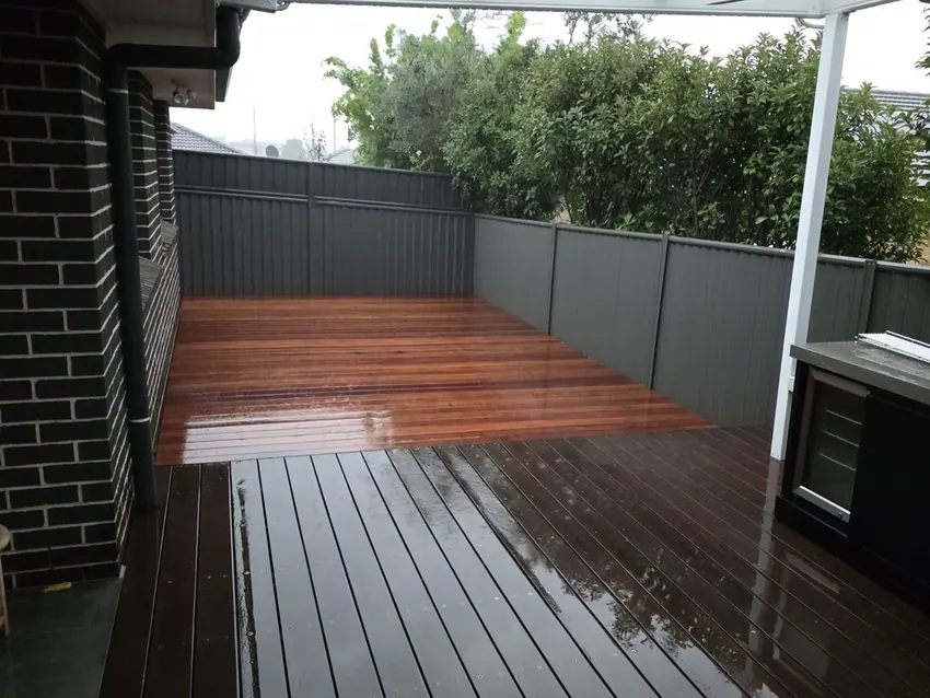 Deck build in Bella Vista